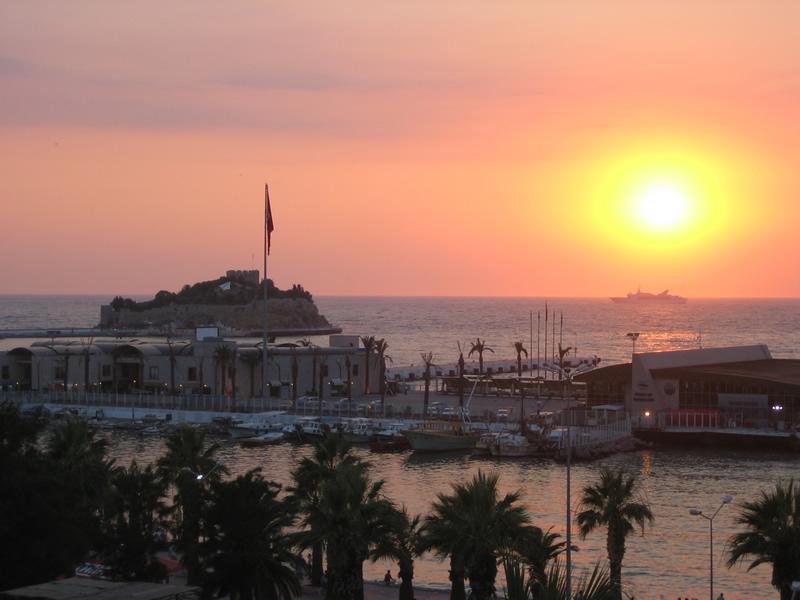 Surtel Hotel Kuşadası Ngoại thất bức ảnh
