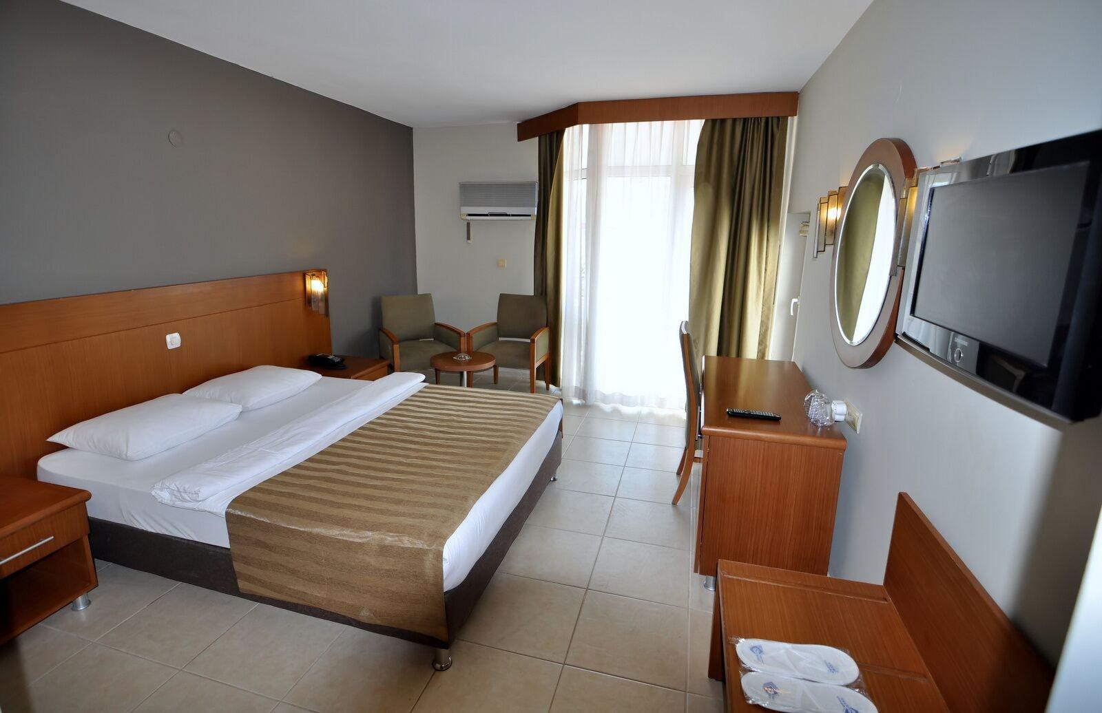 Surtel Hotel Kuşadası Ngoại thất bức ảnh