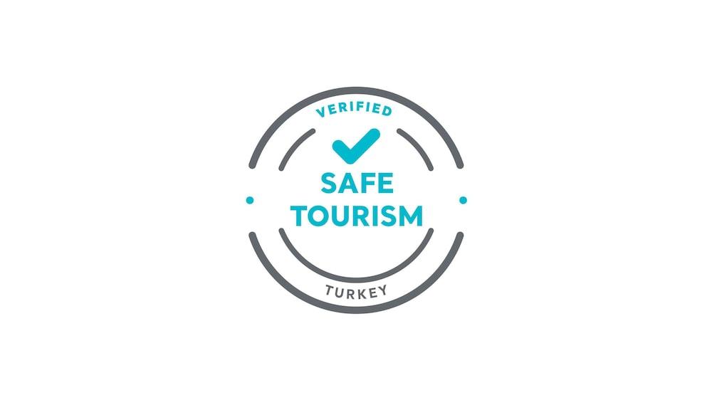 Surtel Hotel Kuşadası Ngoại thất bức ảnh