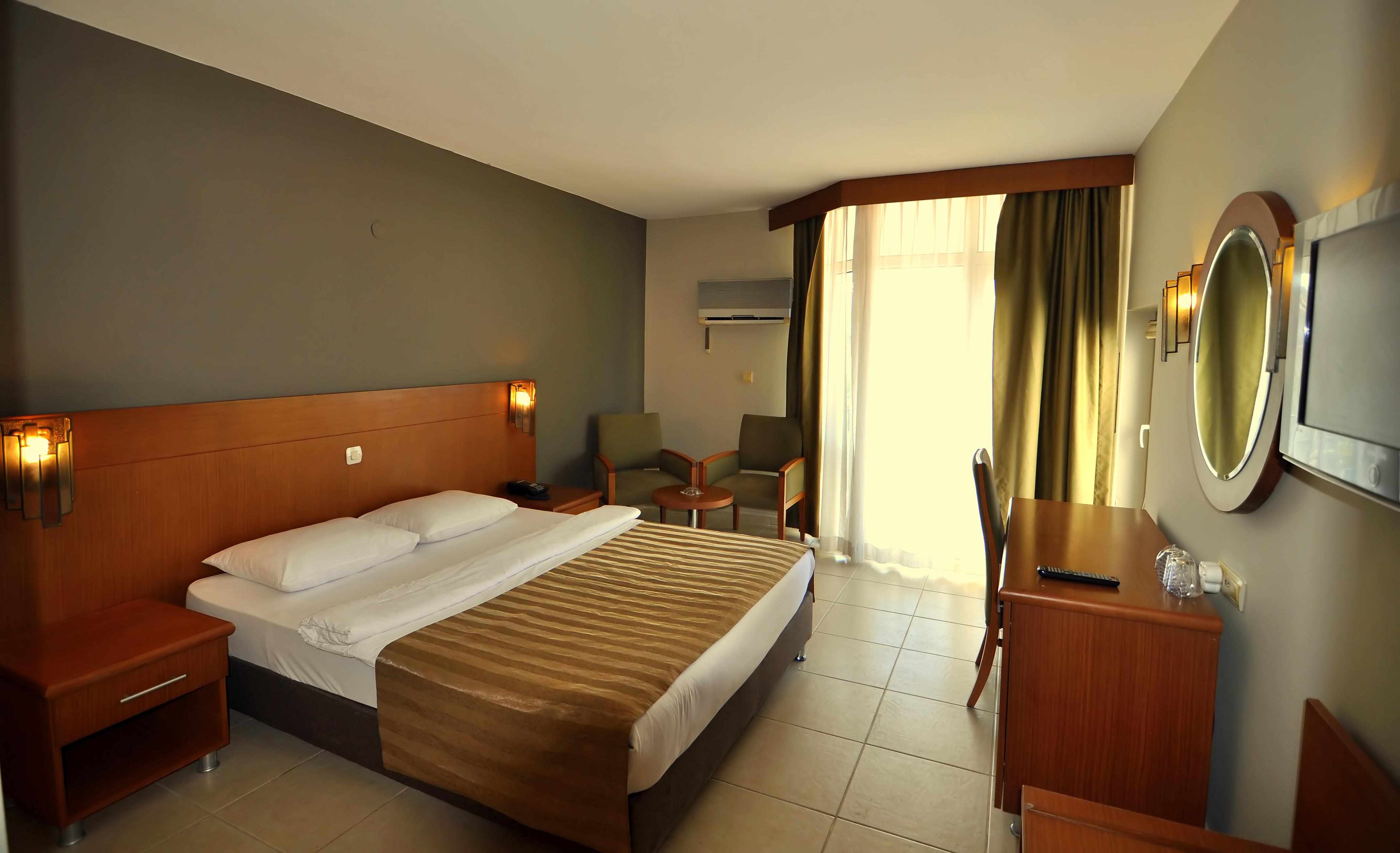 Surtel Hotel Kuşadası Ngoại thất bức ảnh