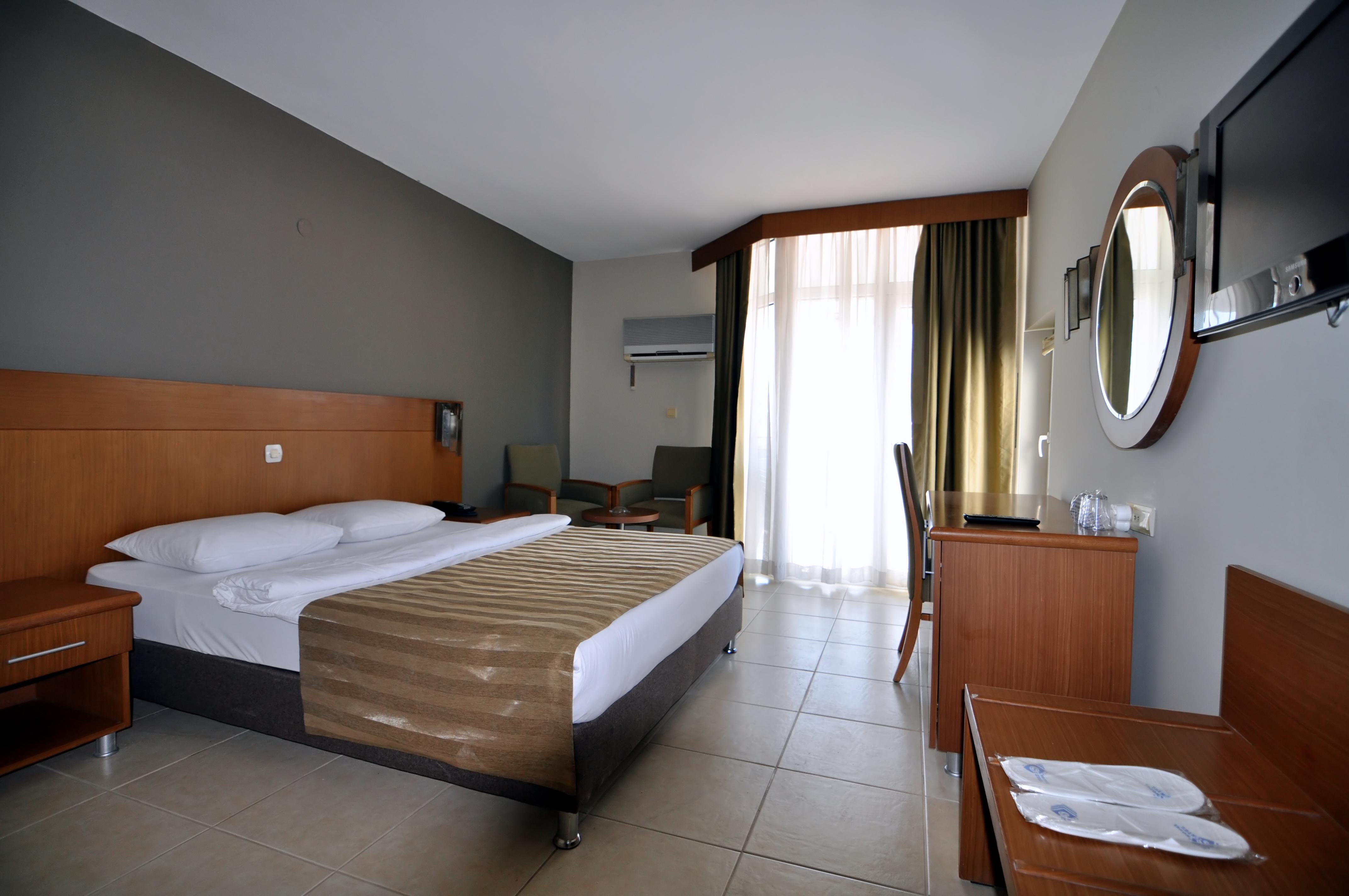 Surtel Hotel Kuşadası Ngoại thất bức ảnh