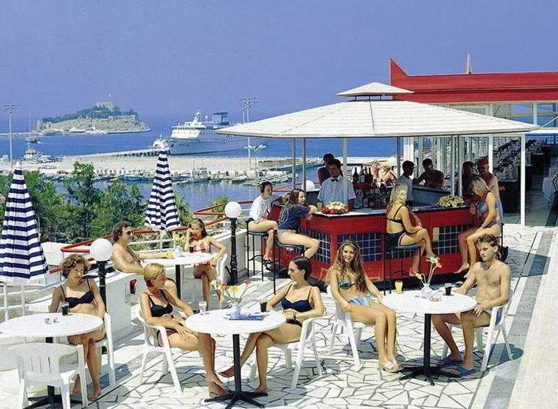Surtel Hotel Kuşadası Ngoại thất bức ảnh